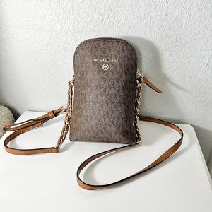 Michael Kors Charm Small North/South Chain Phone Crossbody